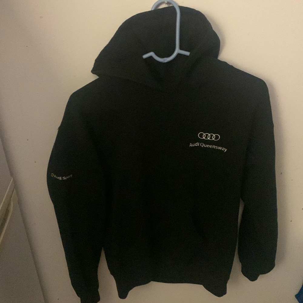 Boss Unisex Audi Queensway Official Embroidered Silver Rings Black Hoodie SZ S🔥